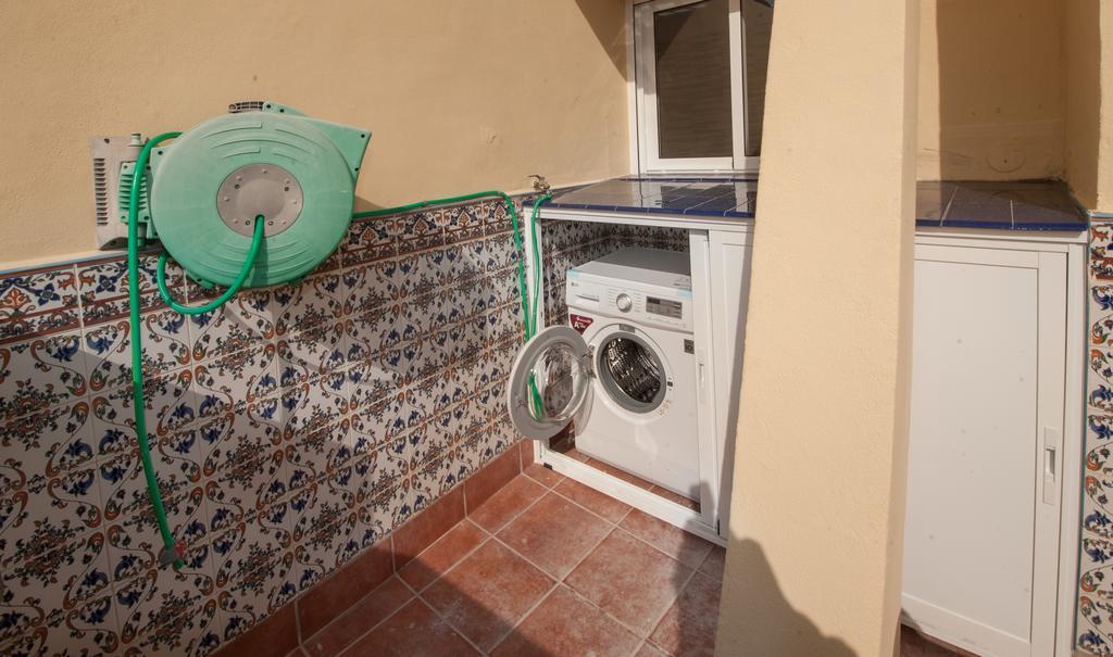 El Ancla Apartment Фуeнхирола Екстериор снимка