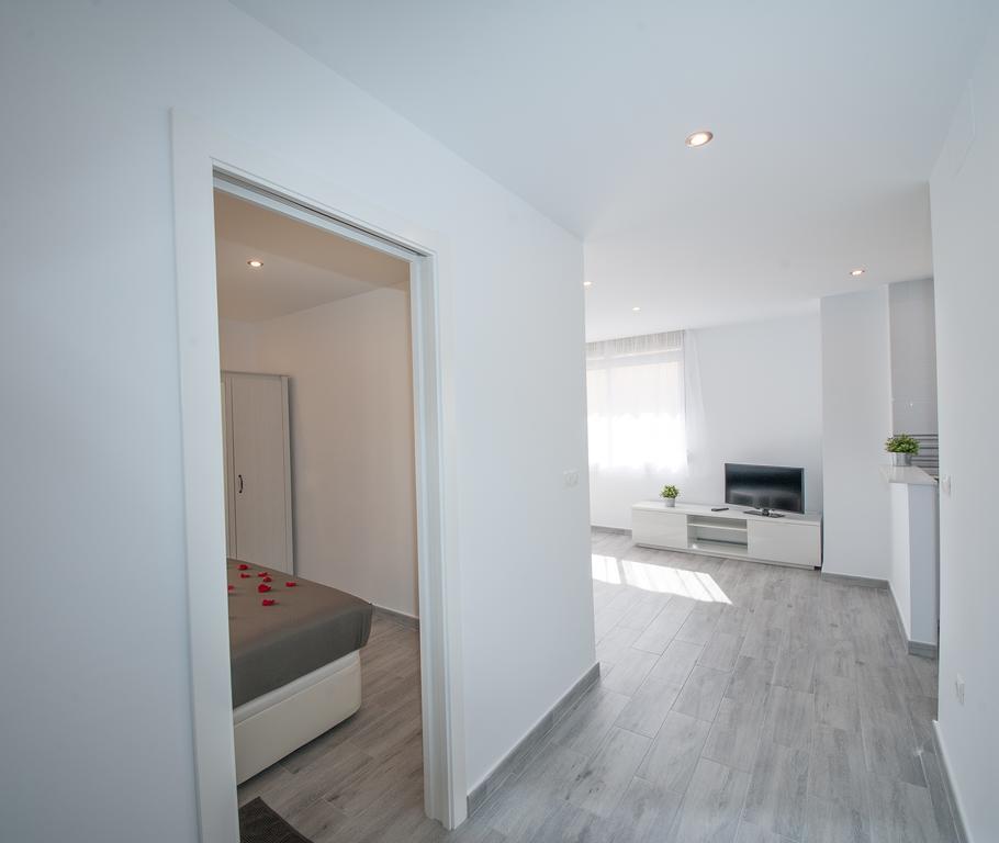 El Ancla Apartment Фуeнхирола Екстериор снимка